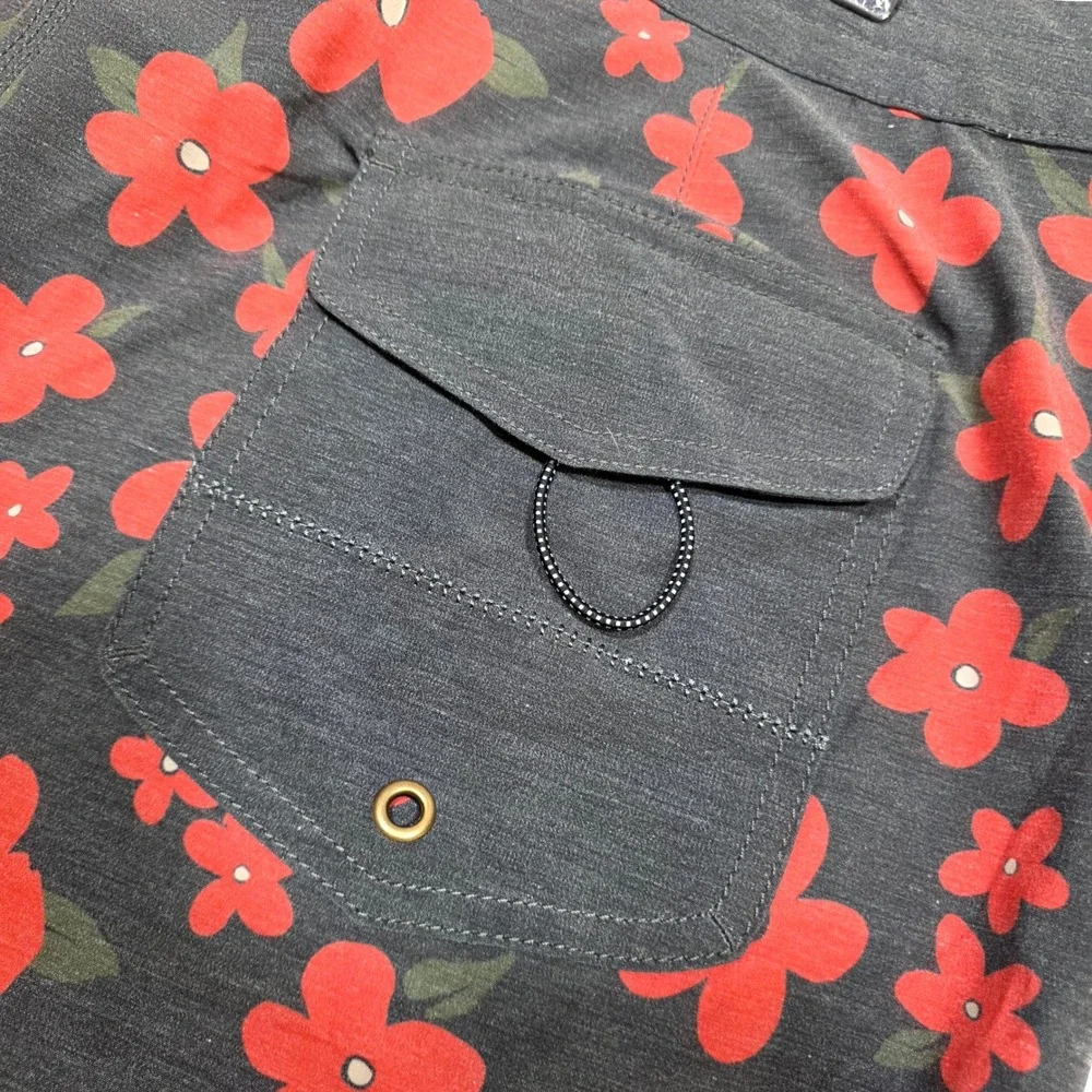 Jacks Surfboards Board Shorts Mens 36 Black Red Floral Hibiscus Swim Trunks Surf